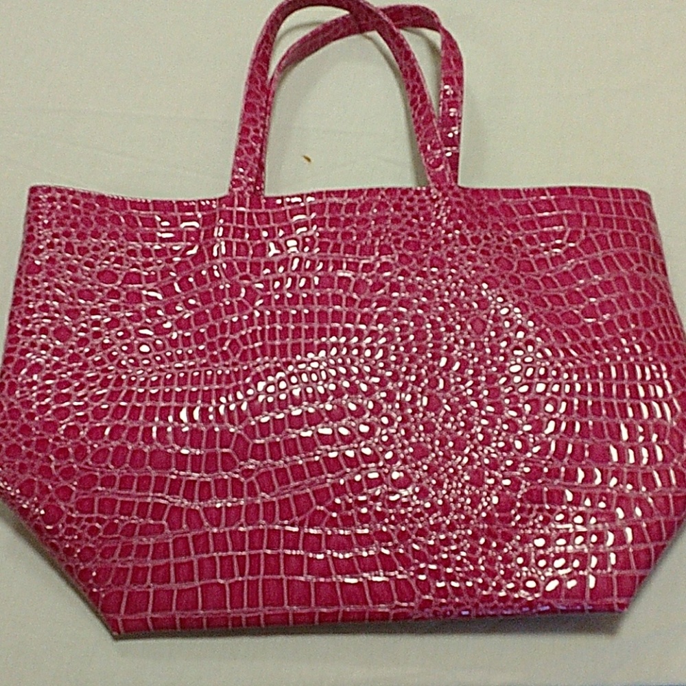 Bath & Body Works beach bag